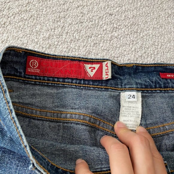 Guess! Women Jeans for sale  ( size 24) - Picture 2 of 4